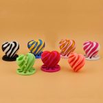 مجسمه قلب در هم تنیده